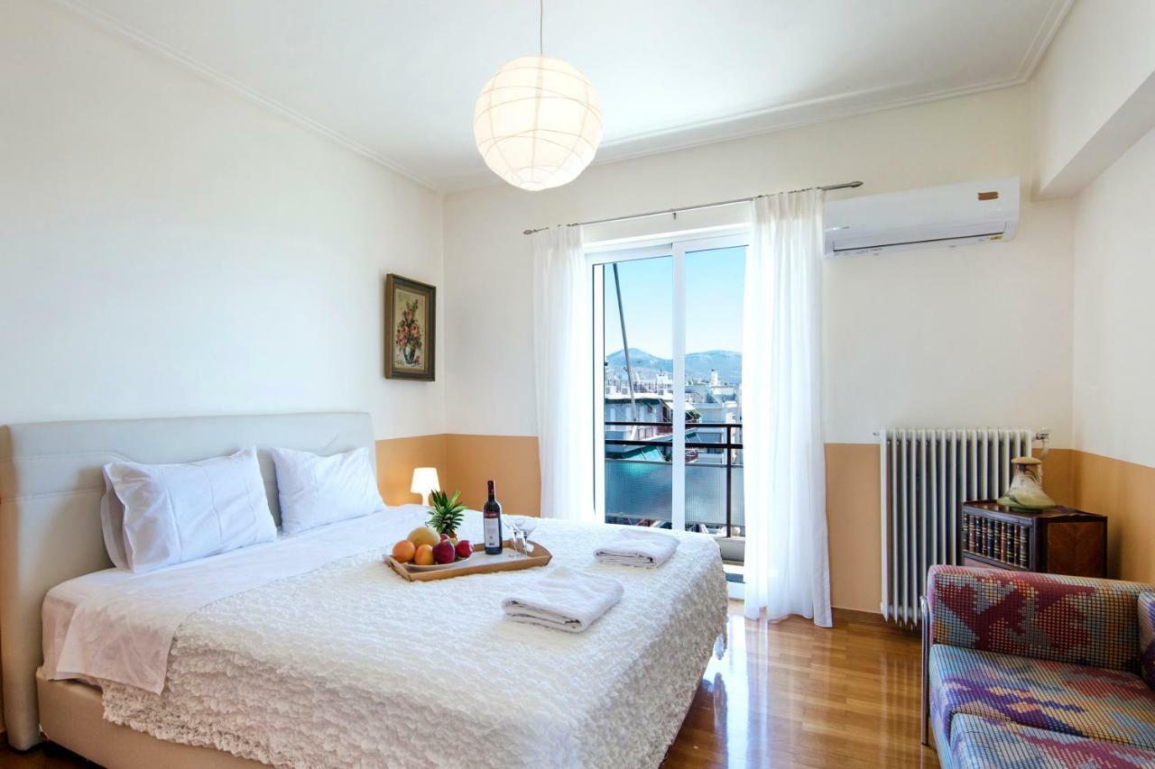 Walking In Alimos Apartment. Athens Luaran gambar