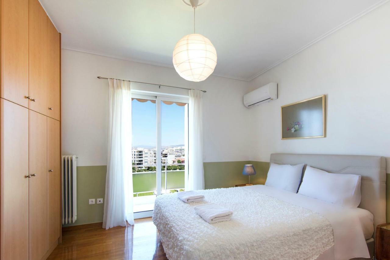 Walking In Alimos Apartment. Athens Luaran gambar