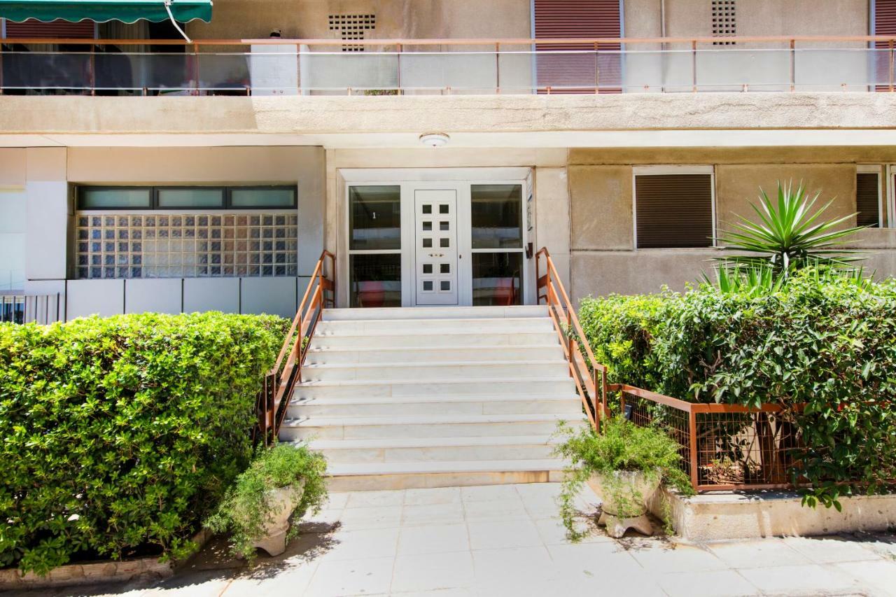 Walking In Alimos Apartment. Athens Luaran gambar